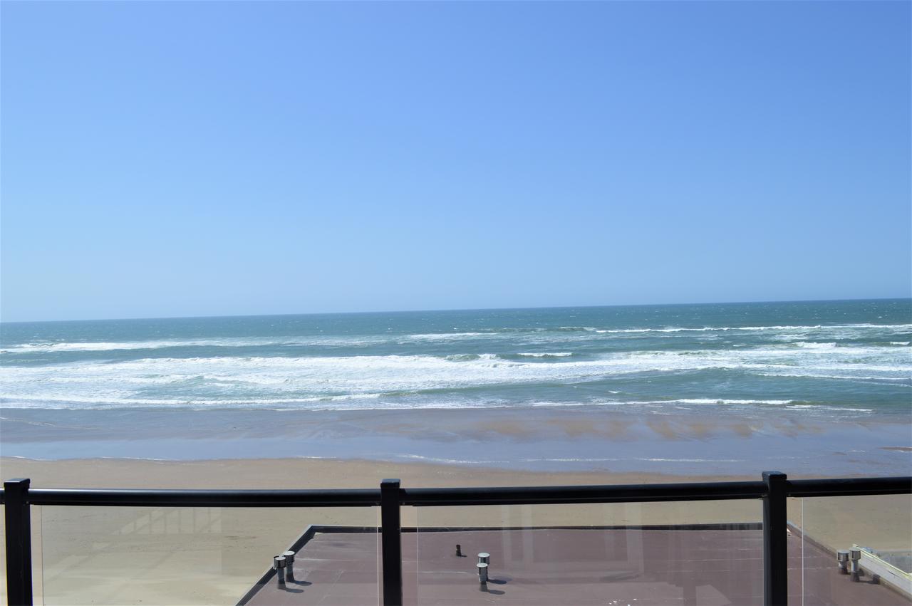 Beachfront Manor Hotel Lincoln City Buitenkant foto