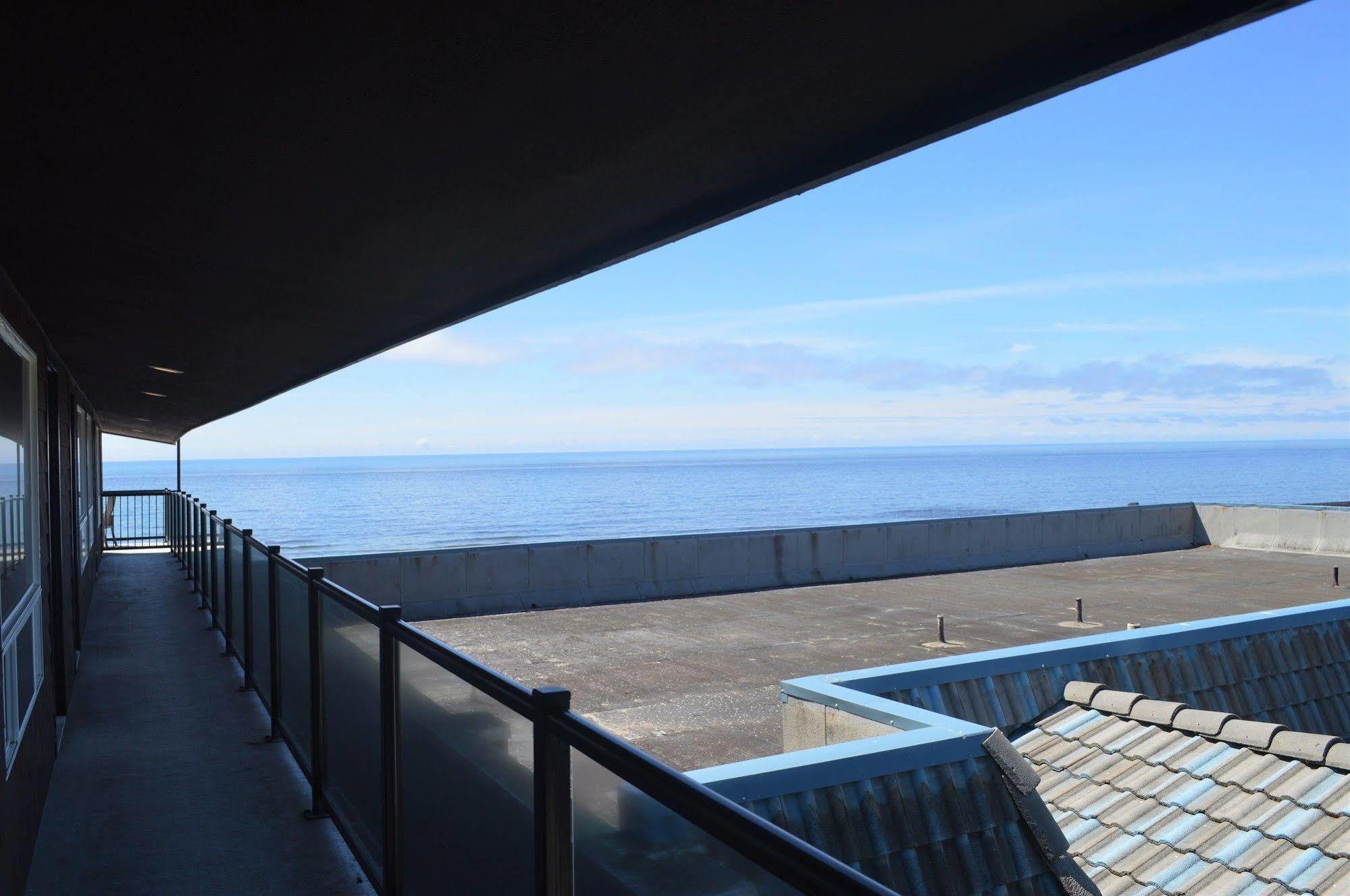 Beachfront Manor Hotel Lincoln City Buitenkant foto