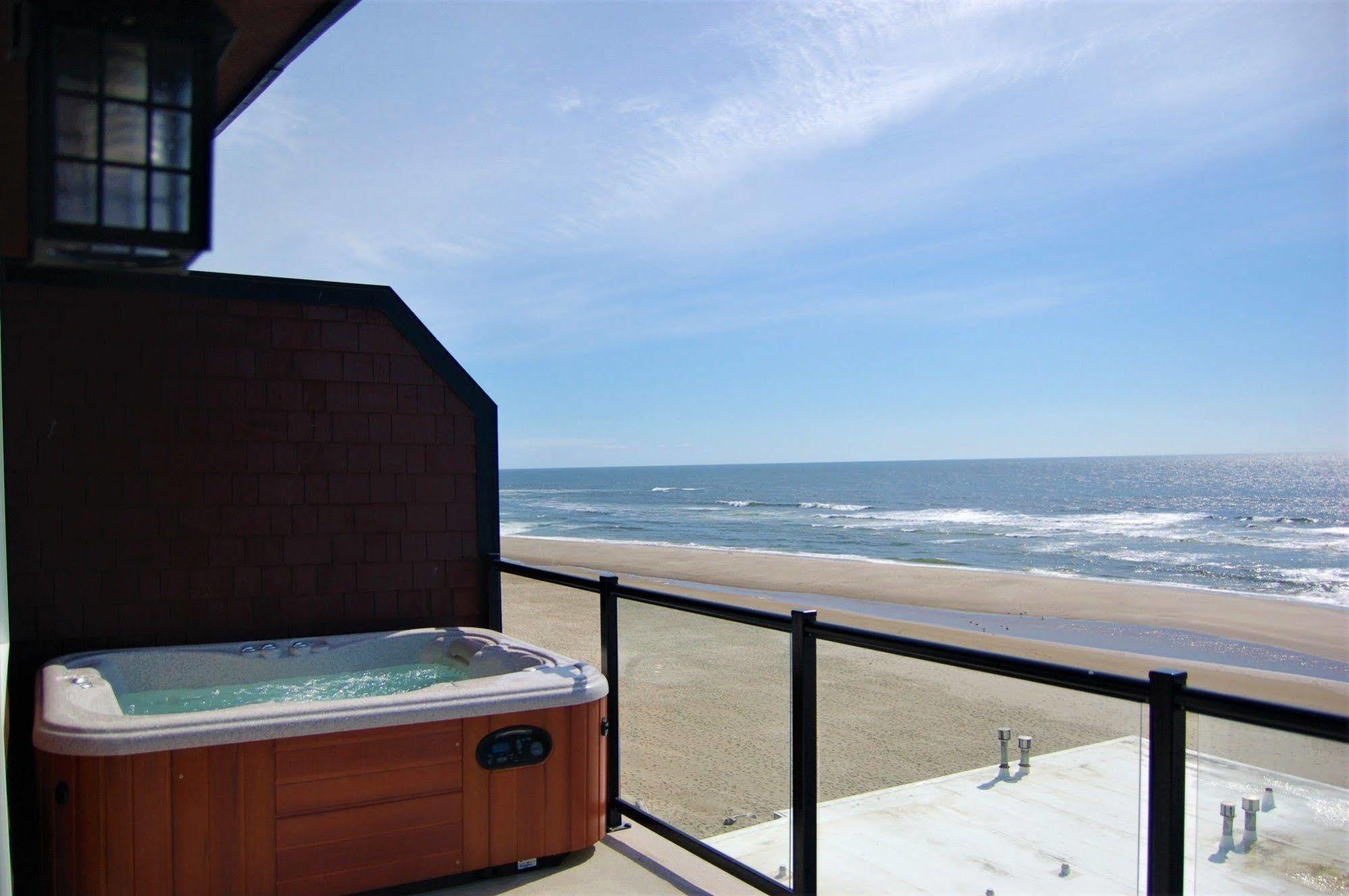 Beachfront Manor Hotel Lincoln City Buitenkant foto