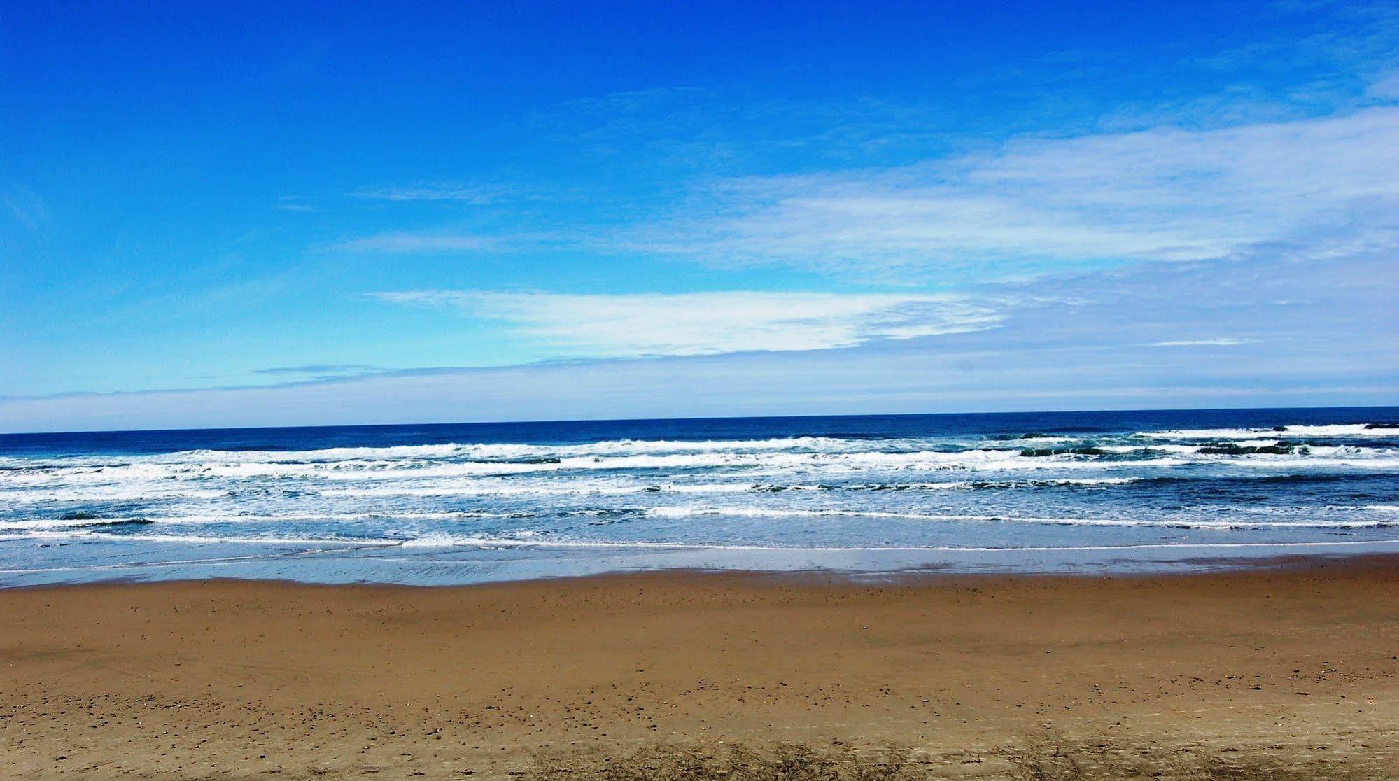 Beachfront Manor Hotel Lincoln City Buitenkant foto